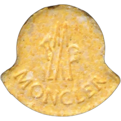 Comprimé Moncler — MDMA 177mg — Madrid, Espagne