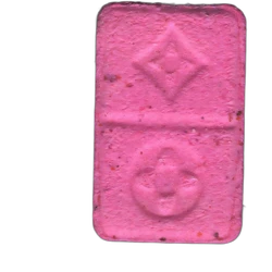 Comprimé Louis Vuitton — MDMA 3mg; Caffeine 29mg; Synthesis impurity — Madrid, Espagne