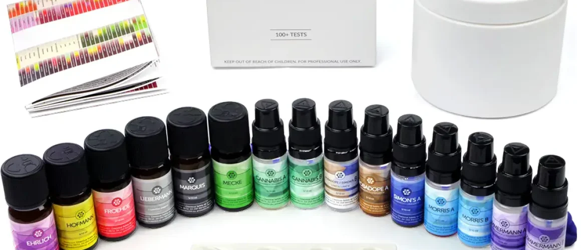 Kit de test avec les réactifs Marquis, Mecke, Liebermann, Froehde, Ehrlich, Hofmann, Cannabis, Robadope, Simon's, Morris, Zimmermann