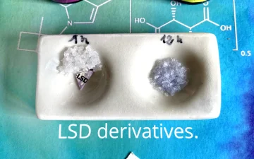1P-LSD, 1cP-LSD, 1V-LSD, 1D-LSD et LSZ : quelle différence ?